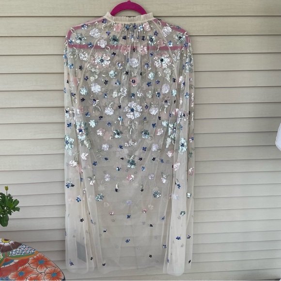 Needle & Thread Wildflower Sequin Midaxi Cape in Ivory Size M/L (NWT) - Picture 4 of 10